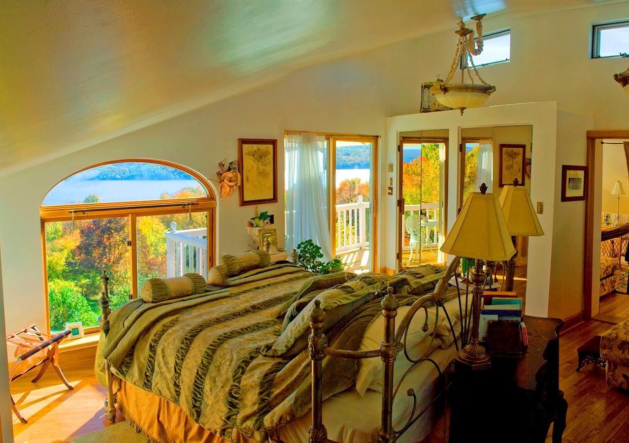A Cayuga Lakefront Inn - Hotel Alt, Ithaca New York Exterior foto