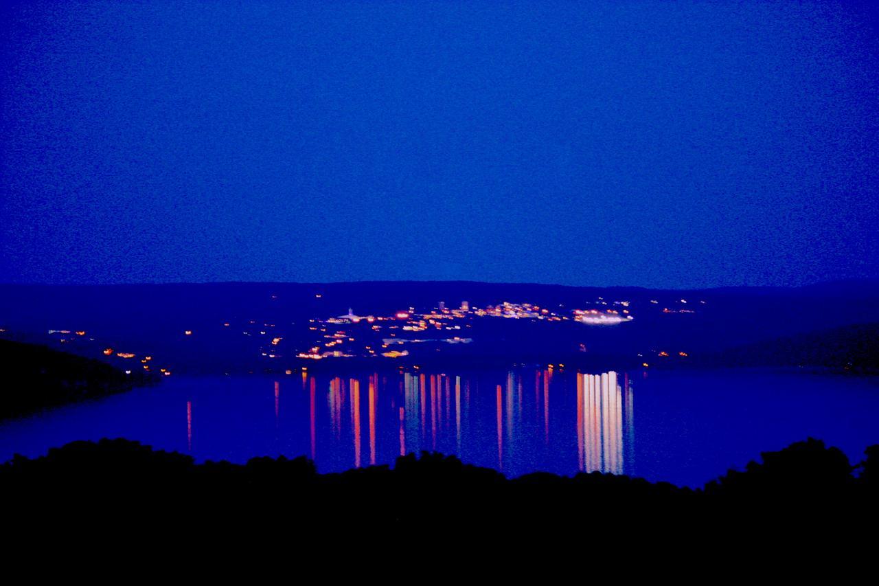 A Cayuga Lakefront Inn - Hotel Alt, Ithaca New York Exterior foto